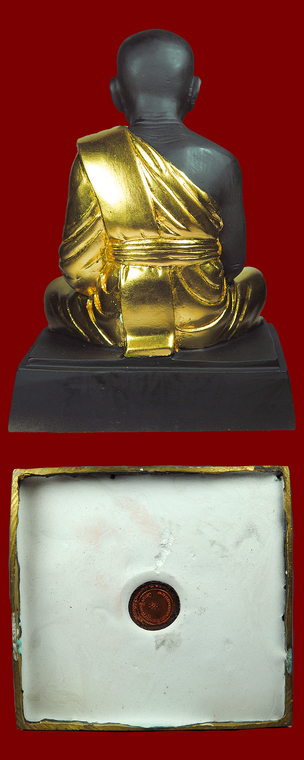 พระเครื่อง  พระบูชา หลวงปู่ทวด วัดช้างให้ หน้าตัก 5 นิ้ว (( โลหะรมดำ จีวรปิดทอง )) ปี 2556 สวยเดิม
